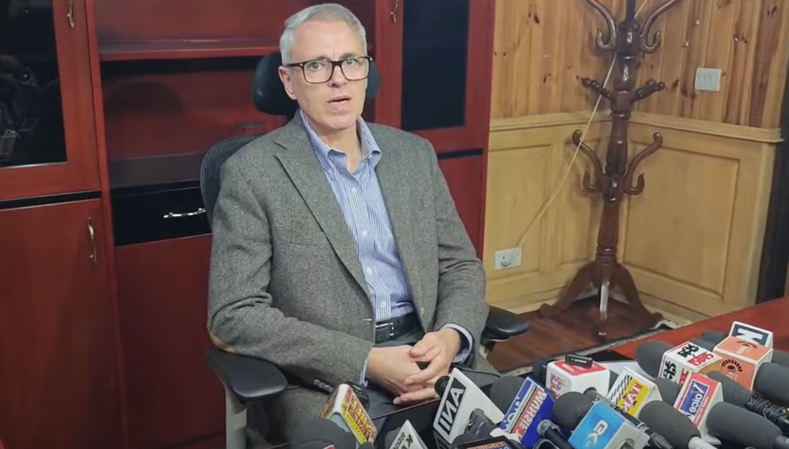 Omar Abdullah and Ruhullah debate