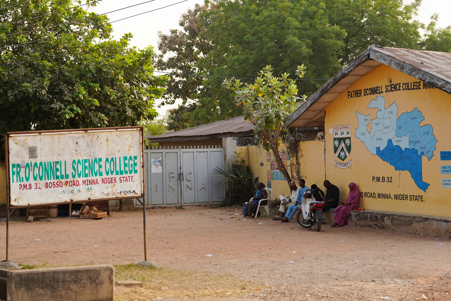 Relieved families reunite with freed schoolchildren after Nigeria kidnapping ordeal