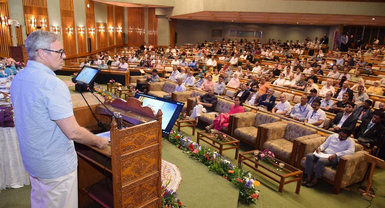 Providing Quality Healthcare is Our Obligation: CM Omar Abdullah Calls for Balanced Strategy Linking Quaternary Vision with Robust Grassroots Network