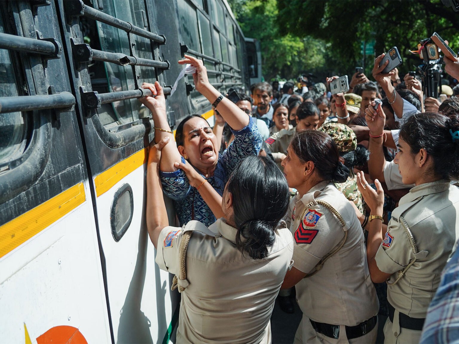 Outrage in Capital: Three Women Journalists Allege Sexual Harassment by Delhi Police During Parliament Protest; Probe Transferred to Crime Branch